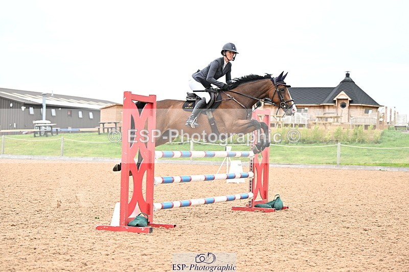 240828A-132100-00672 - Cls 3 Snr 1.05m Open