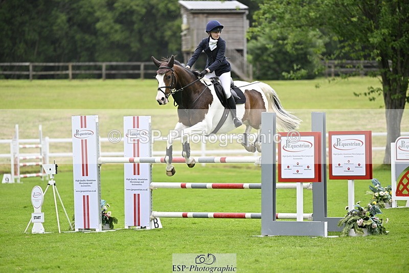 250613A-114250-00743 - Cls 2 Snr 1.15m Members Cup