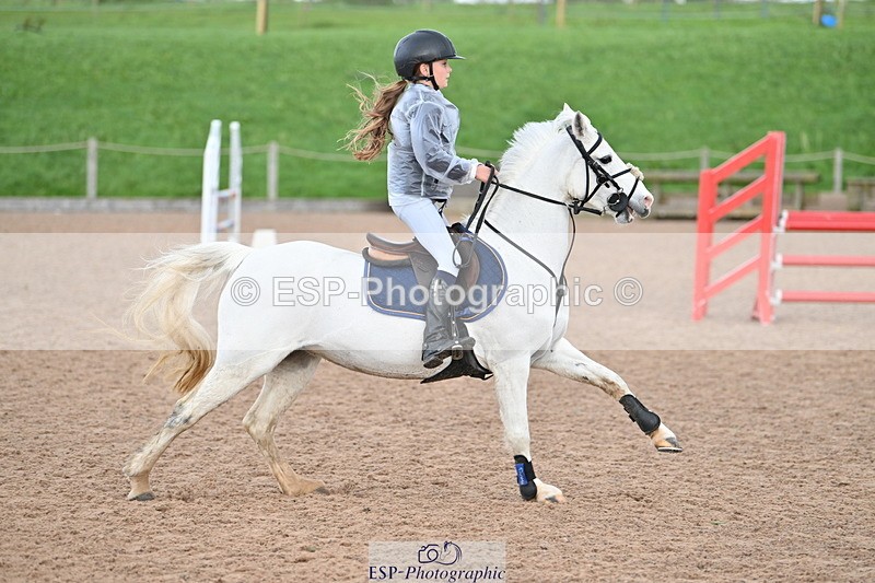 231029A-132931-03529 - Springboard 128cm & 138cm