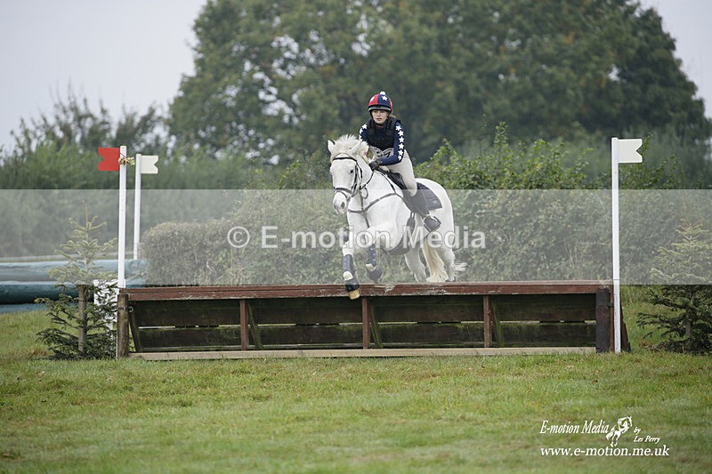 WWHT 171021 0196 - Novice Restricted (0.80m)  17/10/21