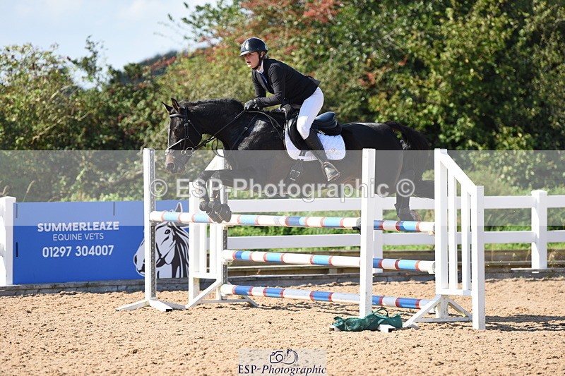 230915A-144622-00677 - Cls 12 1.05m Amateur Qualifier