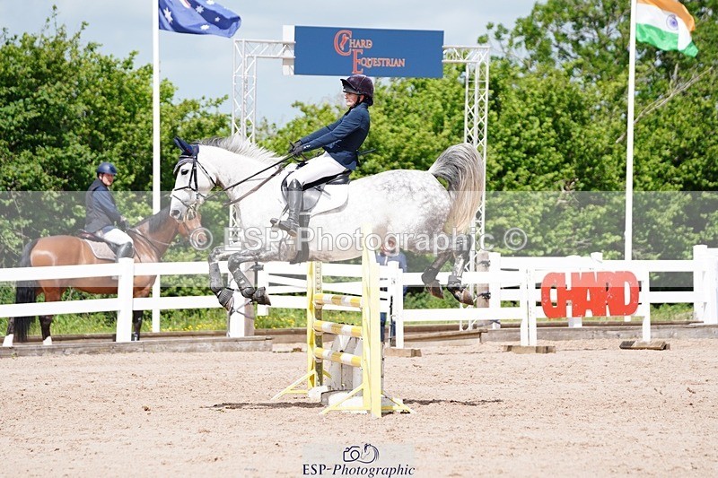 250525-115124-09297 - Cls 33 A&B Snr Disc & 1.00m Open