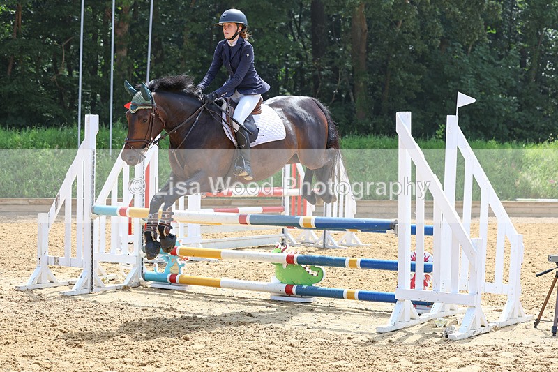 3E7A5878 - Class 5: Senior 95cm