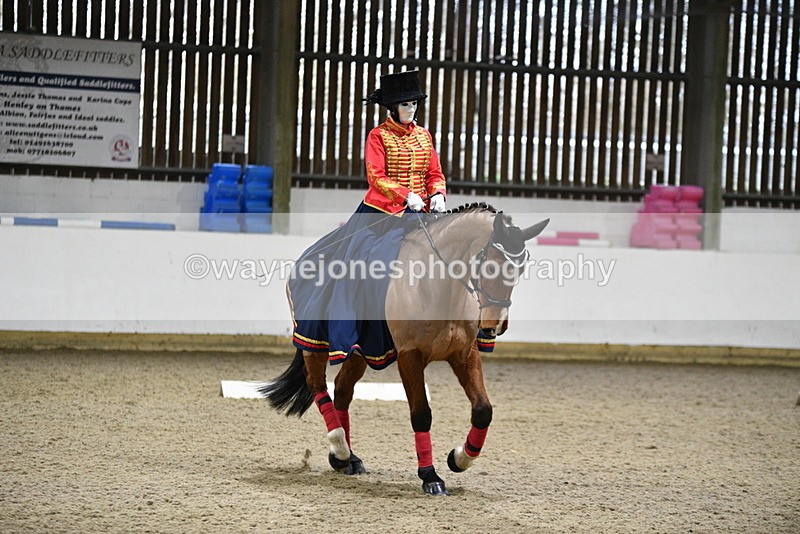 WJ5_9345 - Time 13:04 to 13:41 Fancy Dress DTM