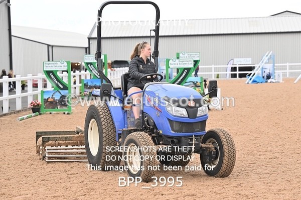 BPP_3995 - CLASS 3 WED GFS Saddles Senior Newcomers/1.10m Open