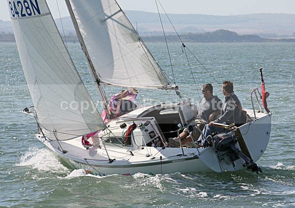 120907 RYTHM STICK GBR8428N WT7A1431 - Sailboats - monohull