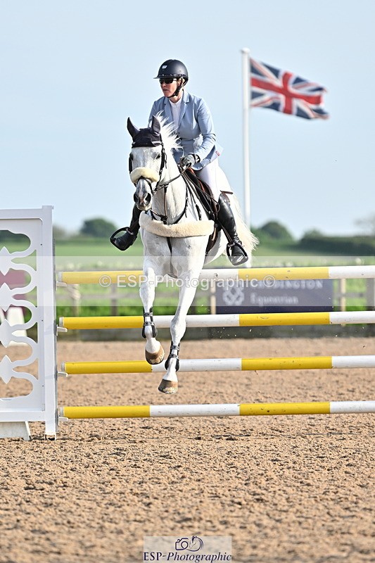 240511A-184846-15769 - Cls 39 Chard Equ Derby