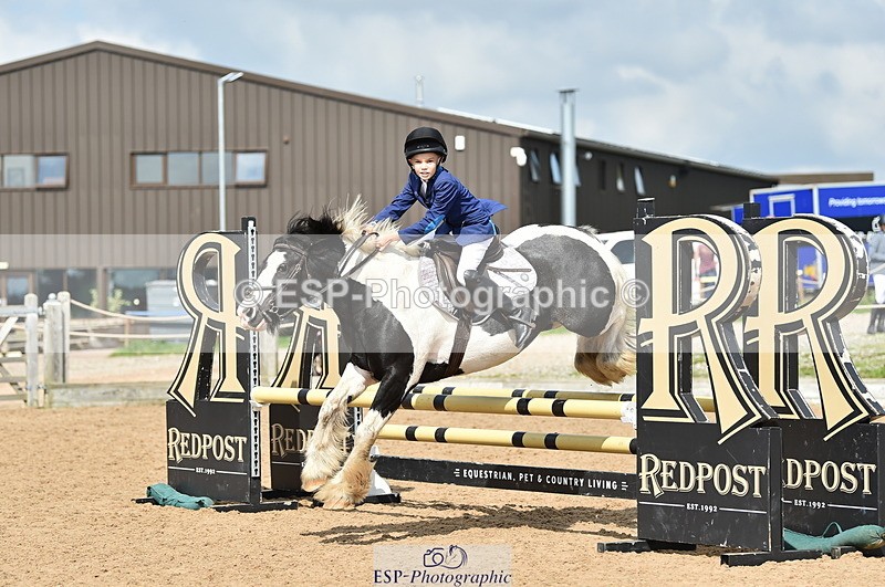 230902A-130546-01306 - Cls 3A Pony Medium 80cm