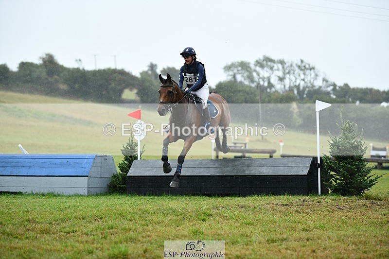 250830-145350-04631 - F-261-Lucy.Pengelly