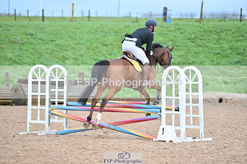 231203A-110428-00718 - Cls 16+17 Club and Schools 80cm