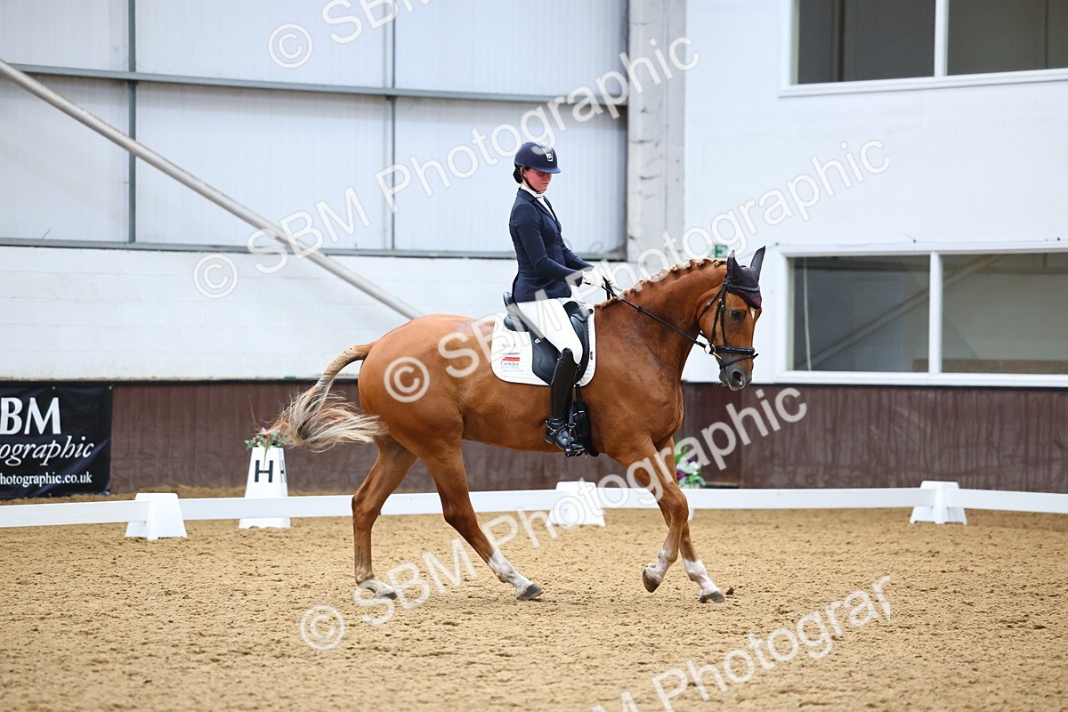 SBM_006439 - Class 5 - novice 6 - 12.04-13.07