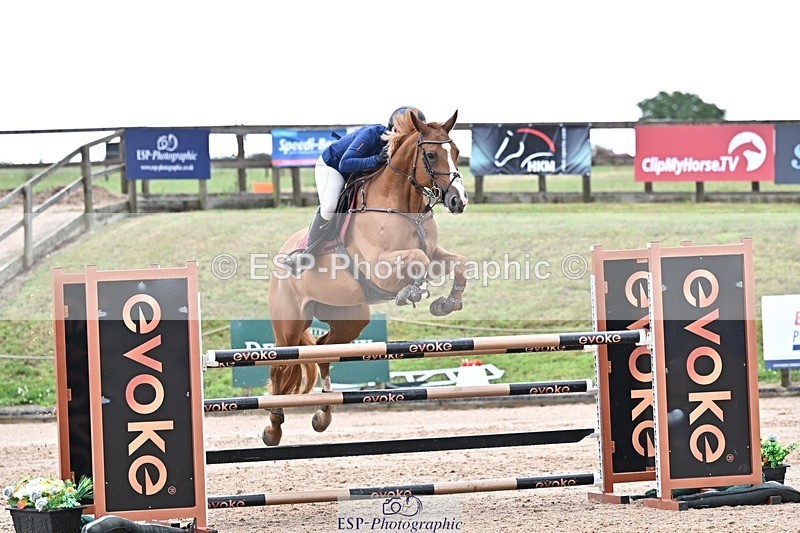 250731-105159-00458 - Cls 02 Snr Fox 1st Rnd