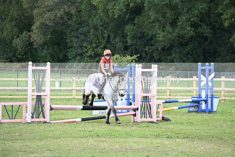 WJ6_1585 - 60cm Time 12:11 to 12:28