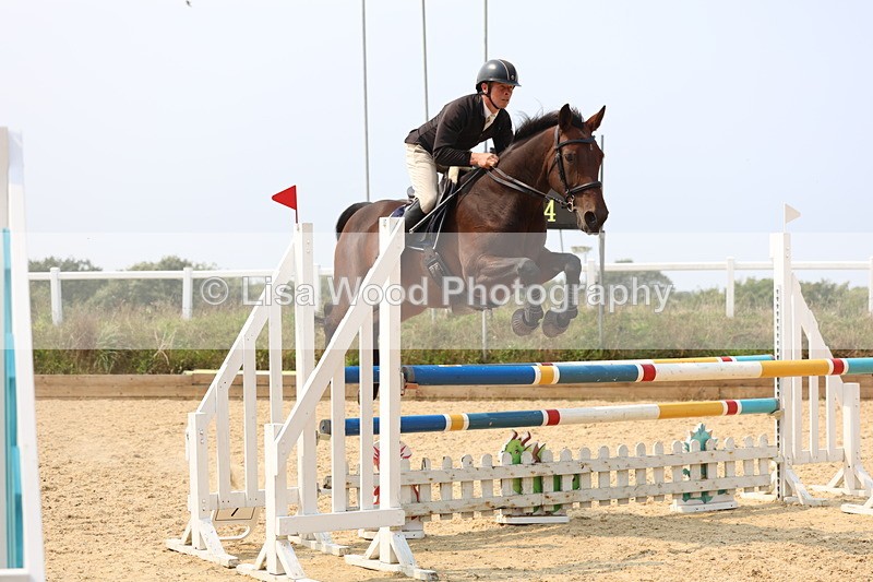 3E7A2295 - Class 7: Senior 1.05m