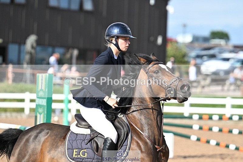 260627-180148-05916 - Cls 27 Foxhunter and 1.10m