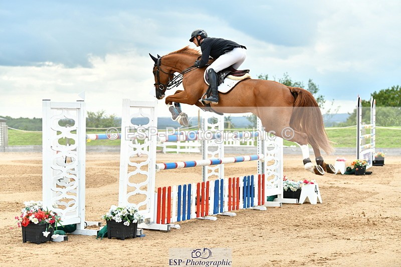 230720A-151007-03735 - Cls 9, 2 Star Big 1.40m Start to break