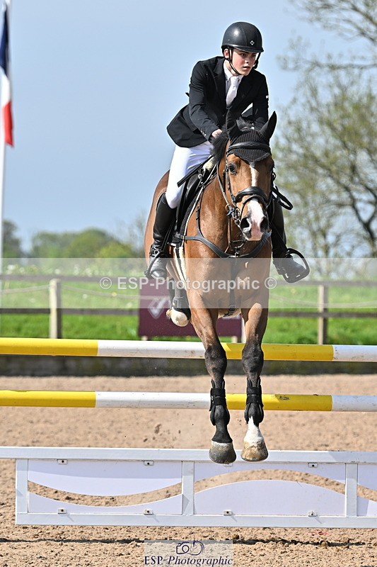 240509A-101750-00825 - Cls 8 Foxhunter