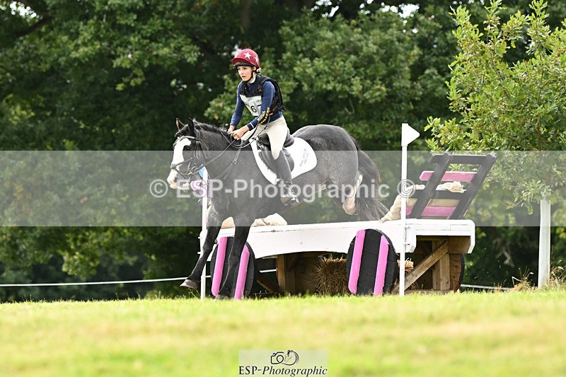 240825X-155259-36605 - 80cm XC 15.30 to 16.30