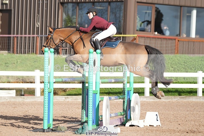 251108-131155-02666 - Cls 13 Foxhunter and 1.20m Open