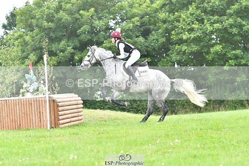 240803-123139-04210 - 074-Claudia_Groves-QUICKSILVER