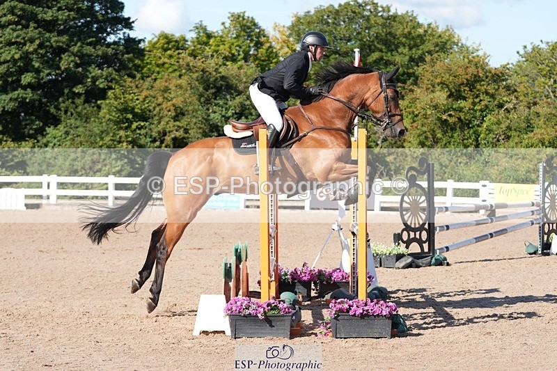 250802-092226-08309 - Cls 19 British Novice and 90cm Open