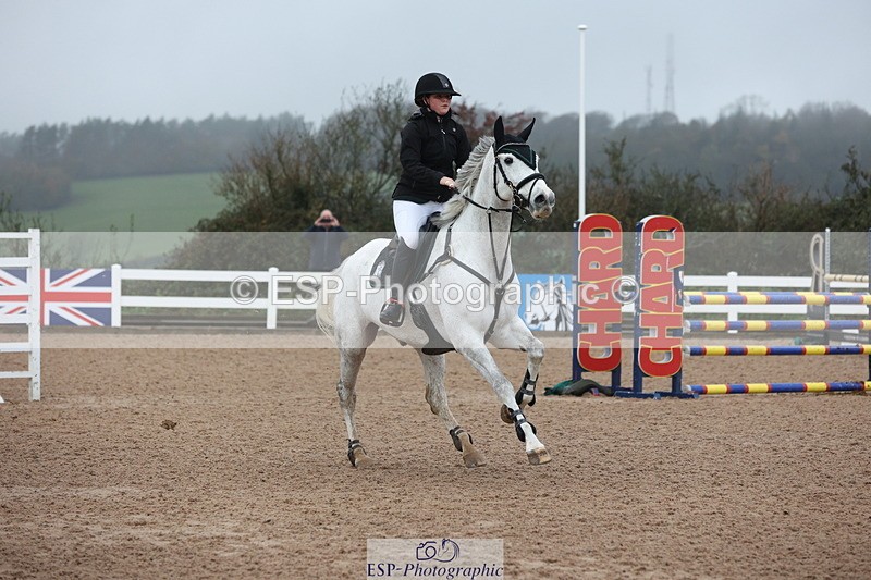 231112A-135229-04696 - Cls 20 Newcomers & 1.10m Open