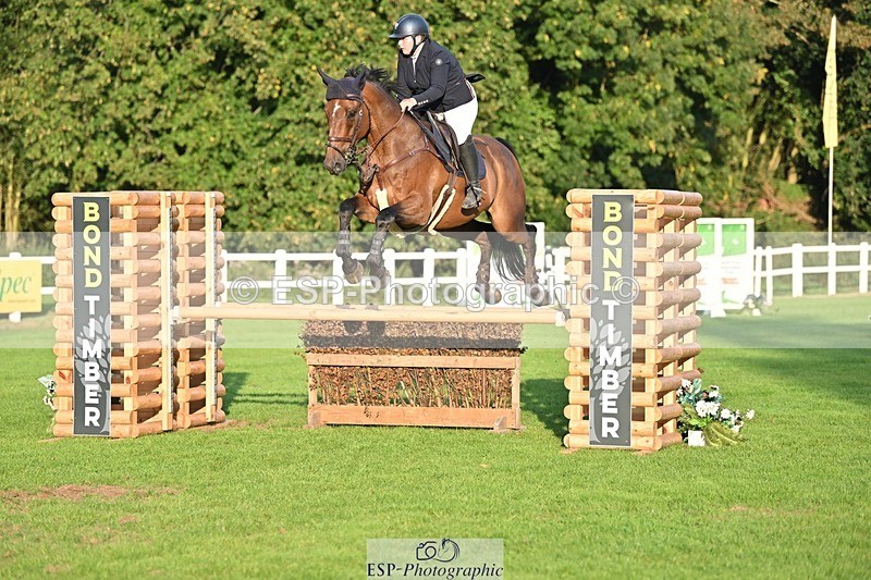 230909-181750-08045 - Cls 14 Snr 1m Derby