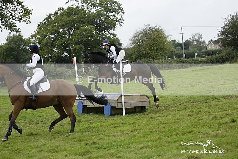  WWHT 171021 2243 - Novice Pairs (0.80m)  17/10/21