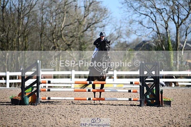 250330-100715-05997 - Cls 32 British Novice and 90cm