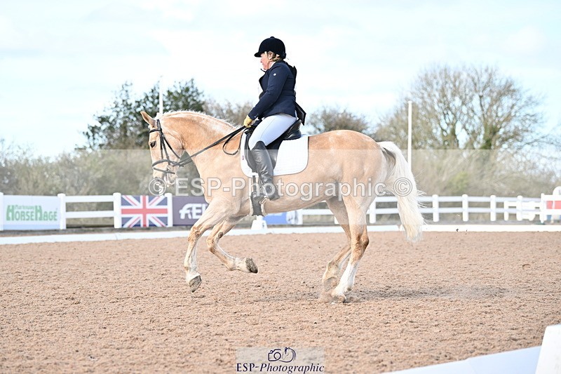 240324A-133832-03442 - Novice 28, 13.00 to 14.00