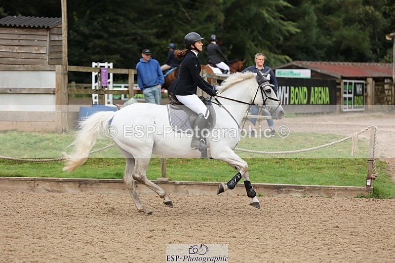 240817-084430-00122 - 01. Clear Round - 80cm