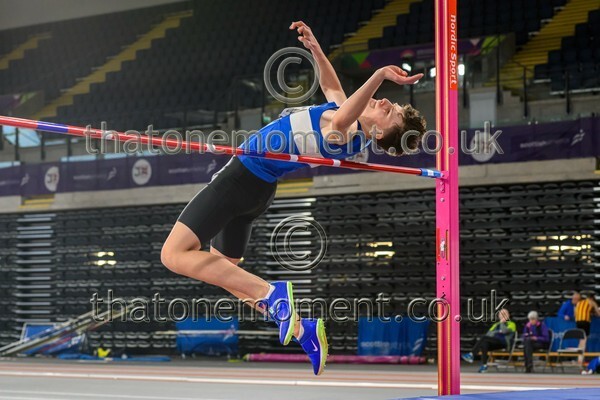 CombiMast25-916946 - Field Male Set Three