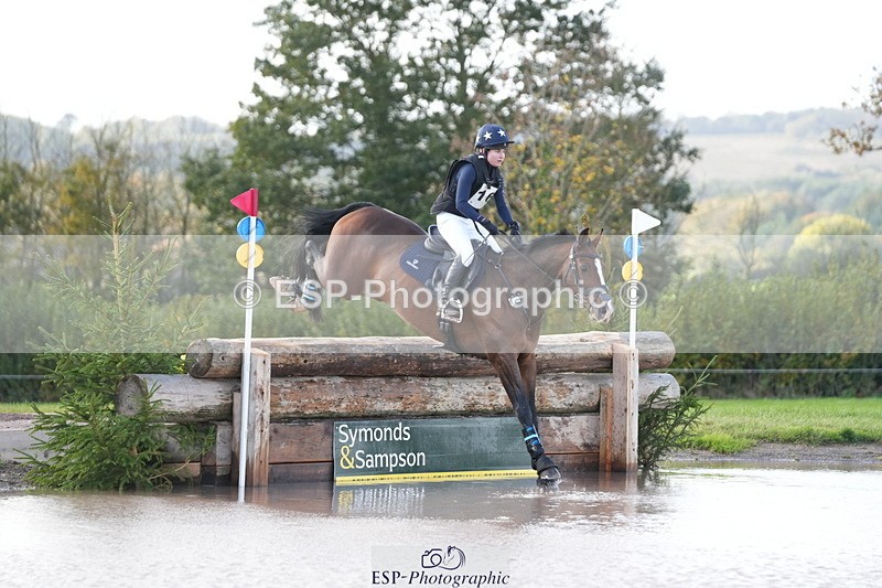 251024A-131721-11040 - B-160-Phoebe.Woods