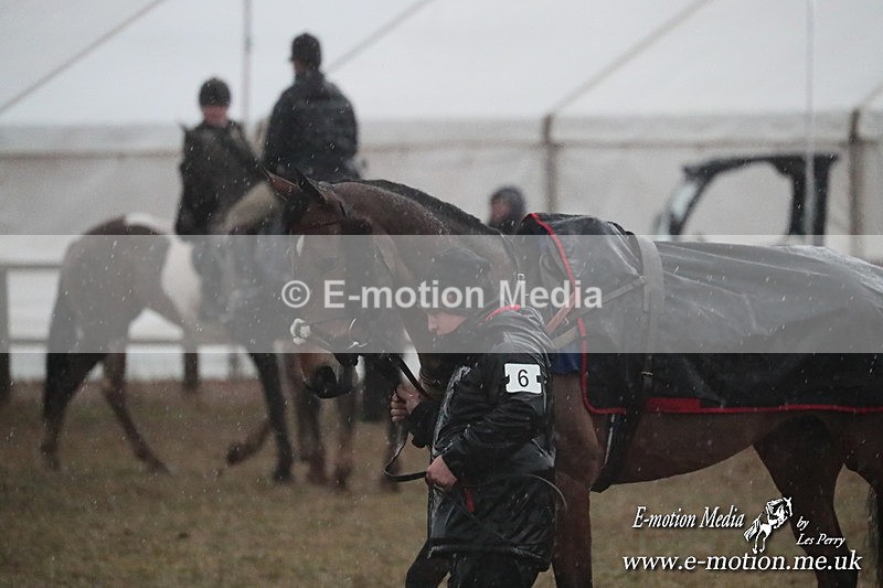PtP 260125 1149 - Cocklebarrow Point-to-Point racing with the Heythrop Hunt 26/01/25