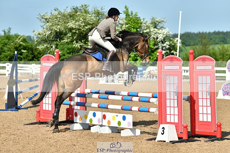 230524A-100421-00004 - Cls 1 British Novice & 90cm Open