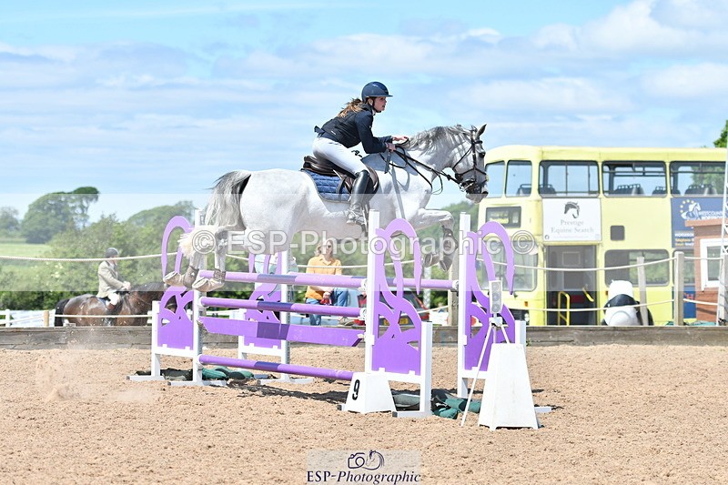 240609A-124026-05296 - Cls 18 Snr Newcomers and 1.10m Open