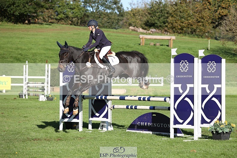 231022-105358-24820 - 657-WATERVALLEY.DIAMOND-Holly.Horton-TrotUp+SJ