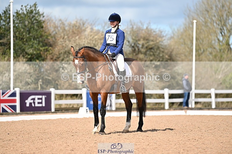 240324A-122256-02242 - Novice 28, 12.15 to 13.00