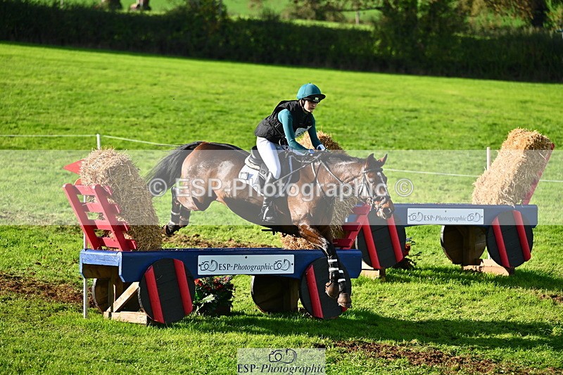 251025A-144852-20904 - G-525-Henrietta.Hack