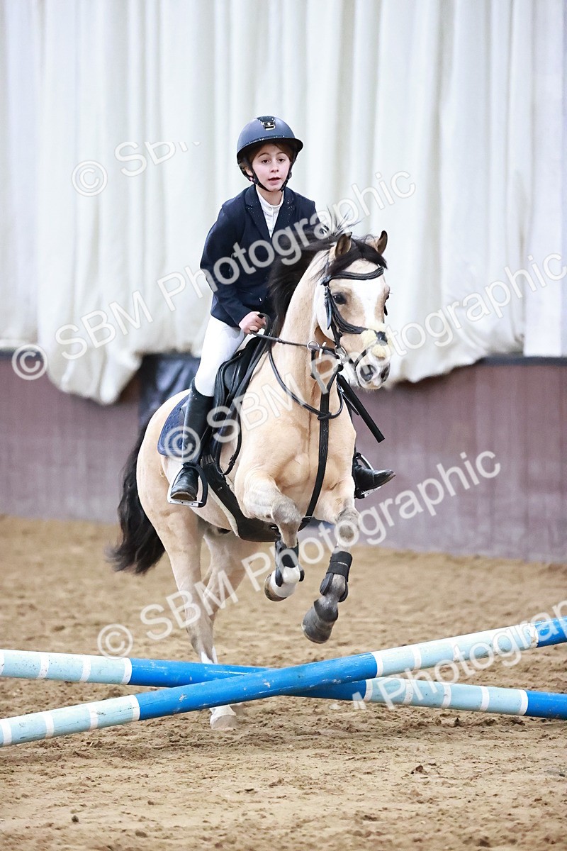 SBM_000146 - Class 1 - Cross Pole Jumping 30cm 40cm