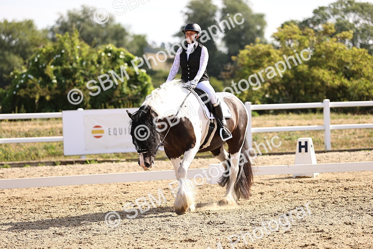 SBM_008640 - Novice 5 - 08.30-9.33