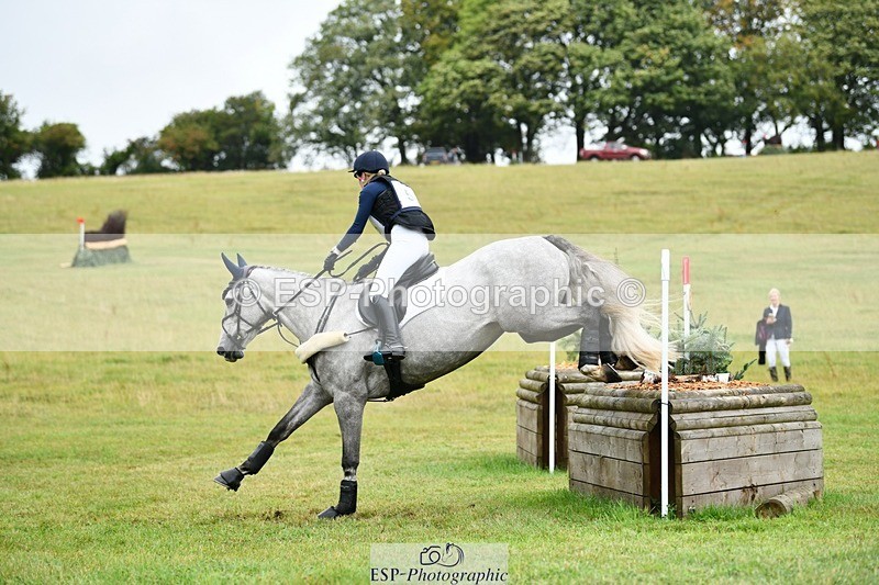 250830-113248-01444 - B-055-Grace.Gillard