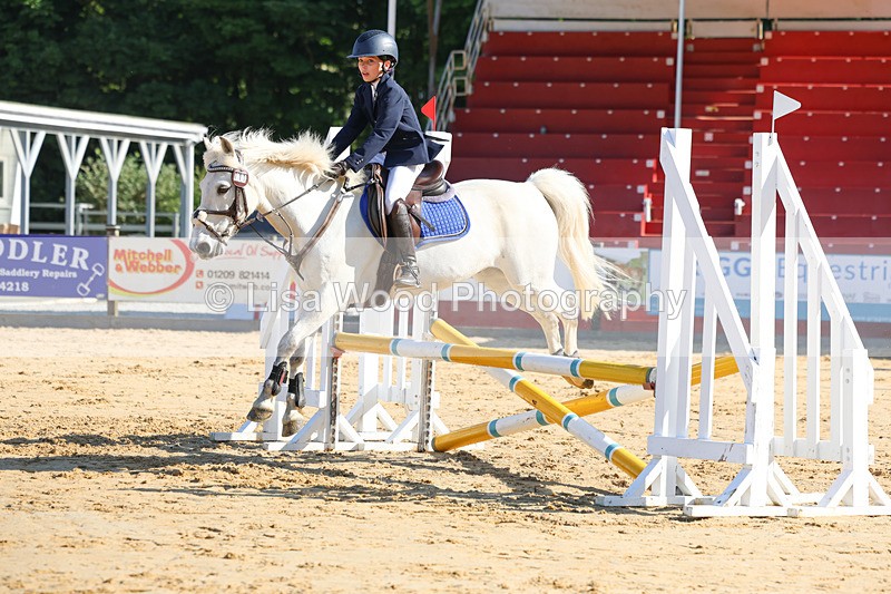 3E7A8650 - Class 2: Junior 70cm