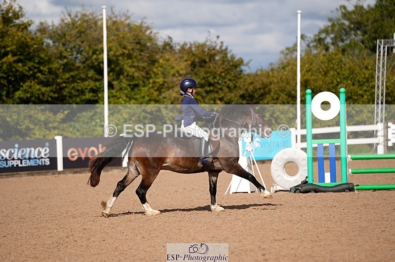 250921-112250-02664 - Cls 21+22 Club and Schools 70cm