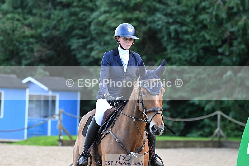 241025-094310-05152 - 102-Holly.Morris-ROYALE.LOUIS