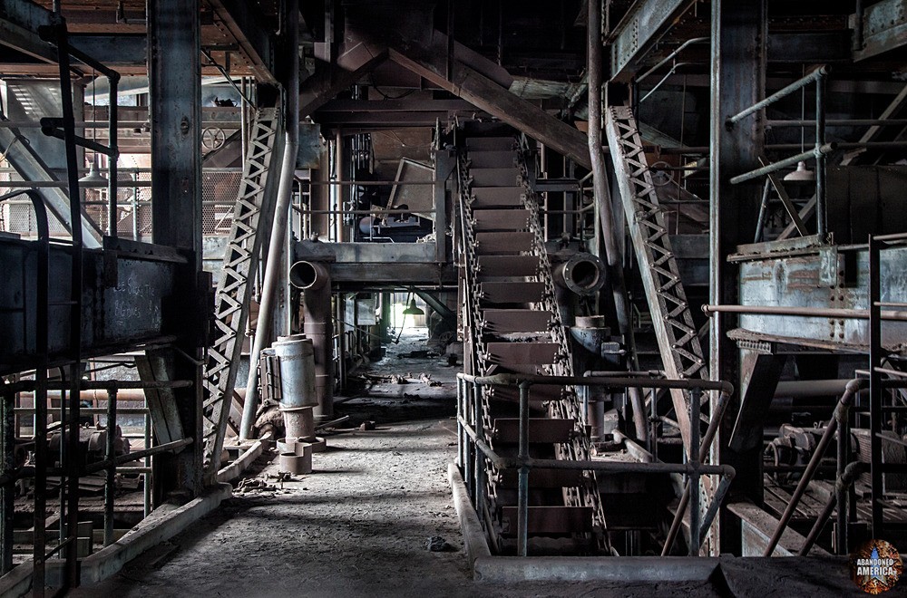St. Nicholas Coal Breaker (Mahanoy City, PA) | Chutes and Ladders - St. Nicholas Breaker