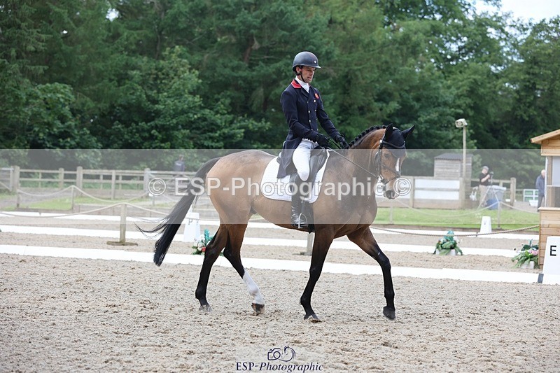 240523-113852-03575 - 222-KILCANNON_SENSATION-Harry_Meade