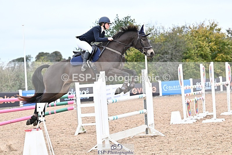 251015-133639-00613 - Cls 4 Newcomers and 1.10m Open