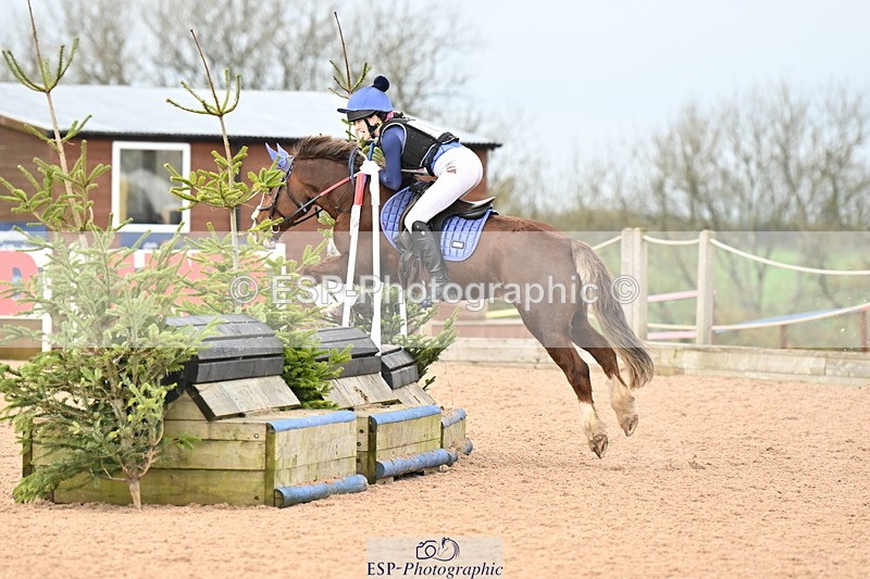 241110A-124009-00853 - 80cm 11.30 to End