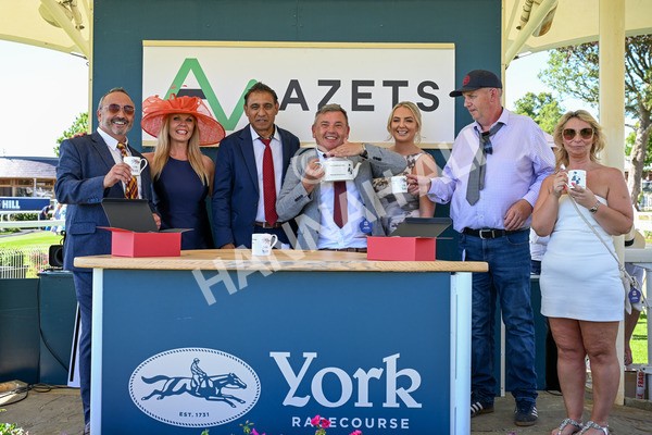110725-Race 4-Dain Ma Nut In-0361 - Race 4 3.55pm Azets Handicap
